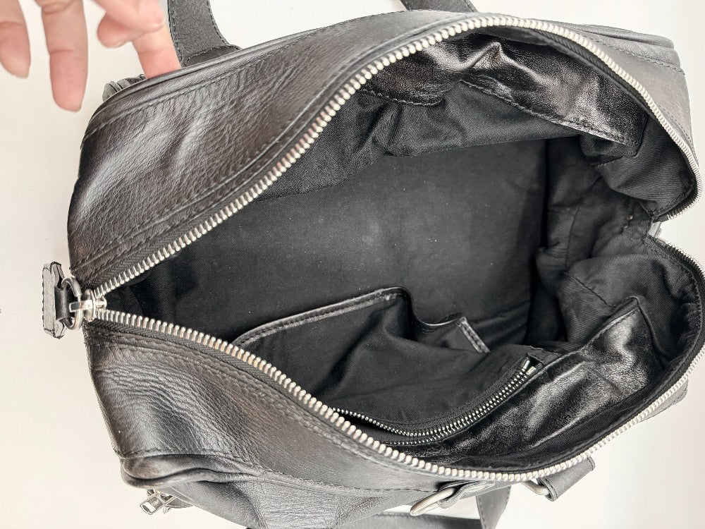 Chloe Black Leather 'Betty' Cargo Bag|2395