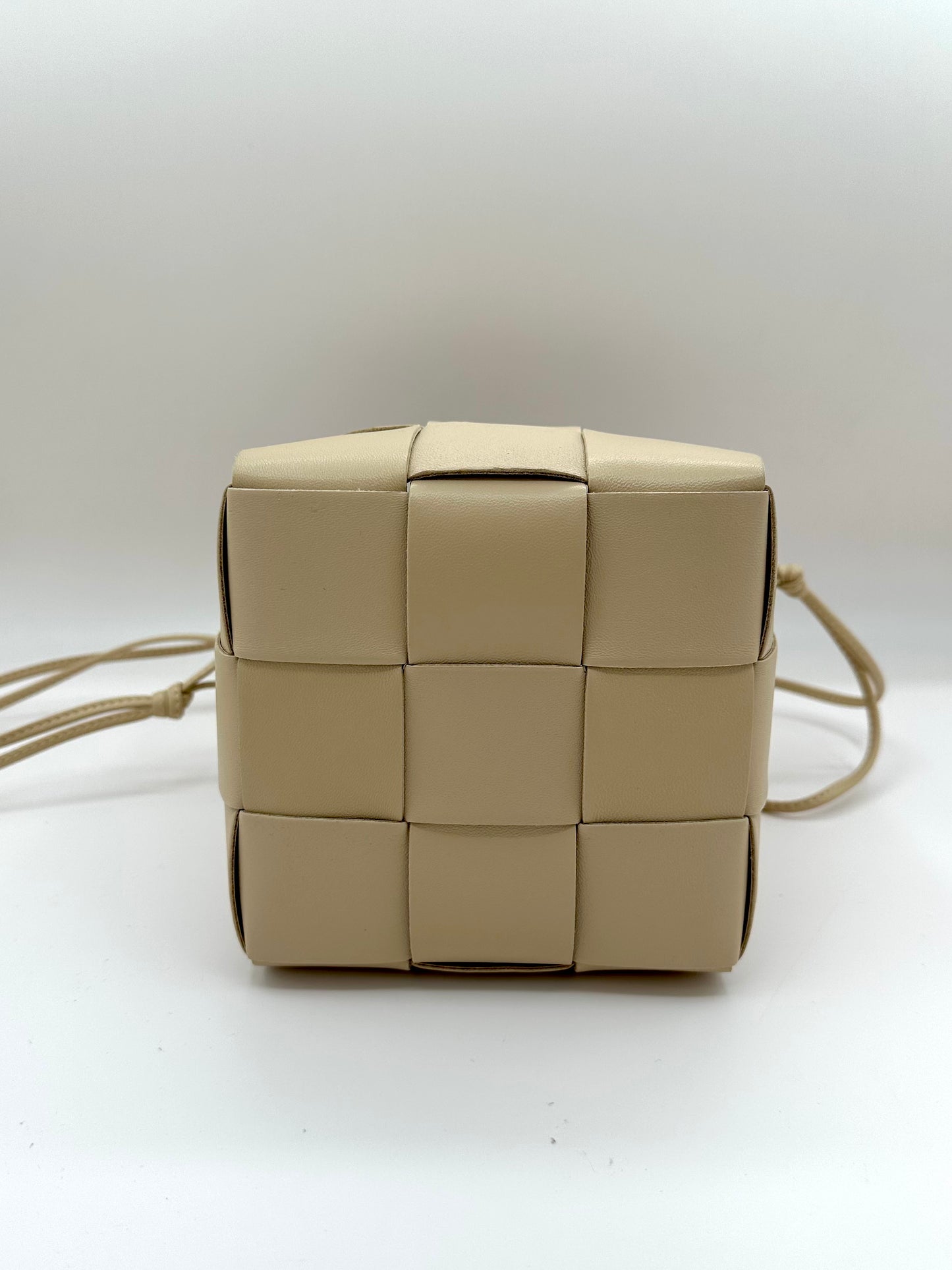 Bottega Veneta Intrecciato Small 'Cassette' Bucket Bag