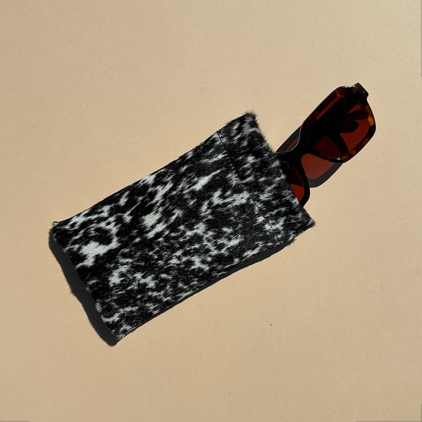 Sunglasses Case - Salt + Pepper Cowhide